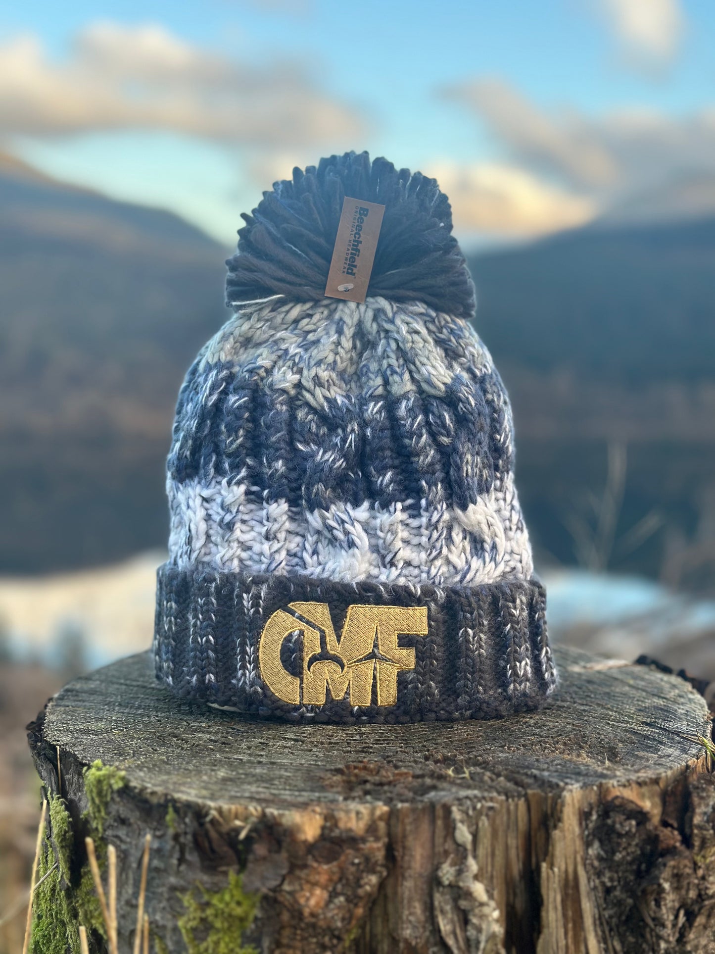 Frost CMF Bobble Hat